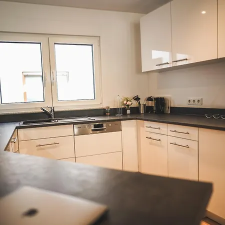 Exklusives Luxus, 75 Tv & Lage Wehome Premium Apartment *