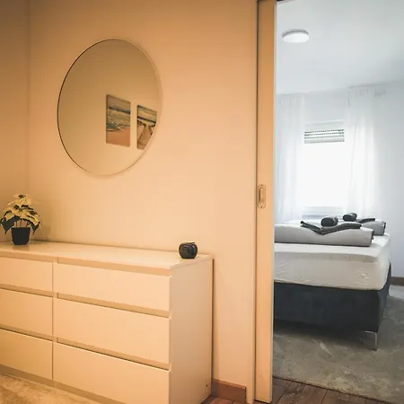 Exklusives Luxus, 75 Tv & Lage Wehome Premium ジンスハイム