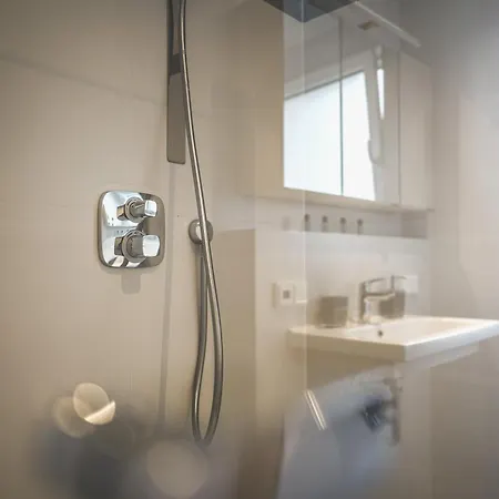 Exklusives Luxus, 75 Tv & Lage Wehome Premium Apartment *