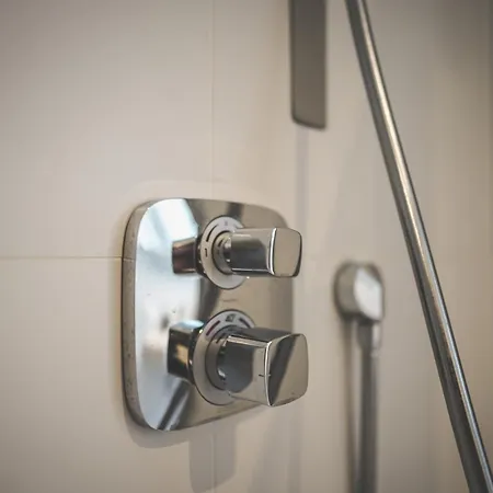 Exklusives Luxus, 75 Tv & Lage Wehome Premium アパート ジンスハイム